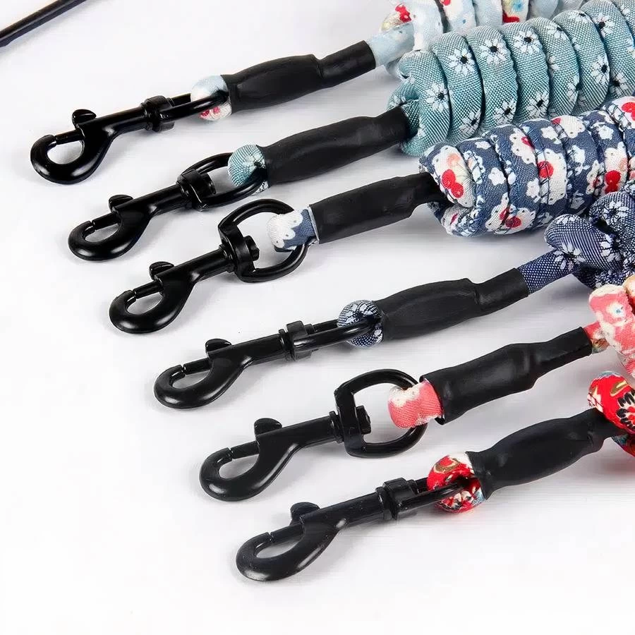 Harnais Fleuri Avec Laisse Réglable Pour Chat 2 Harnais Fleuri Avec Laisse Réglable Pour Chat – Image 2